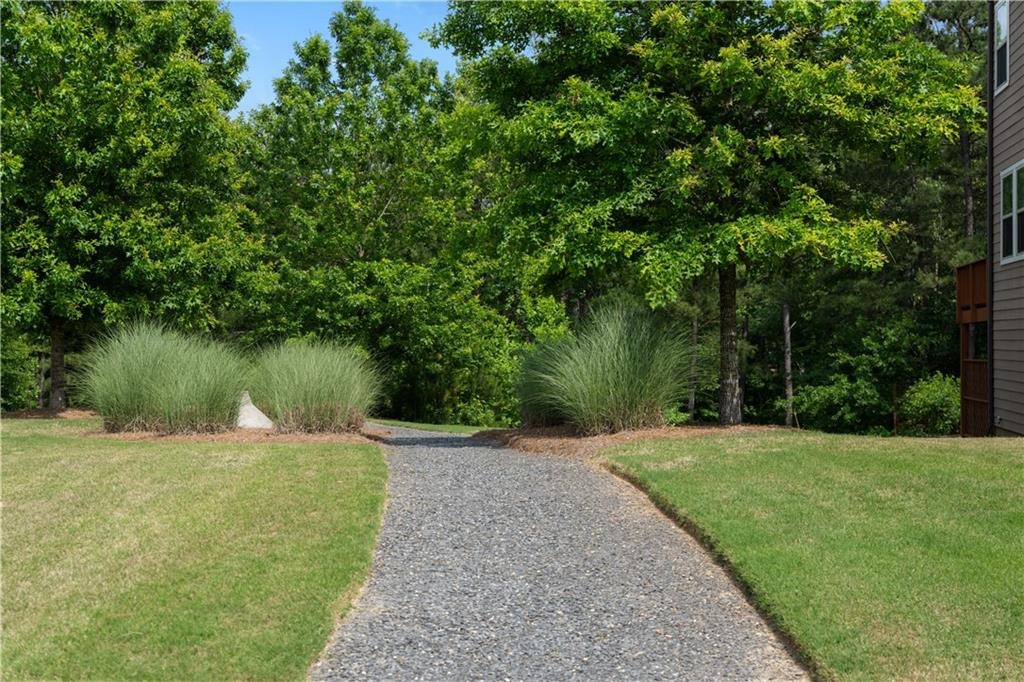 Arbor Green Cir, Sugar Hill, GA 30518