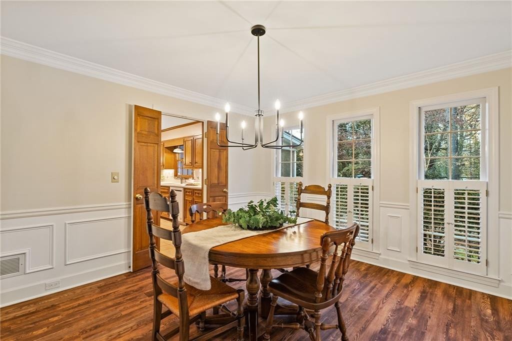 Winters Hill Dr, Atlanta, GA 30360