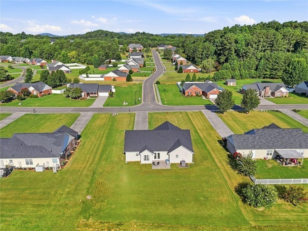 Brookstone Dr, Calhoun, GA 30701