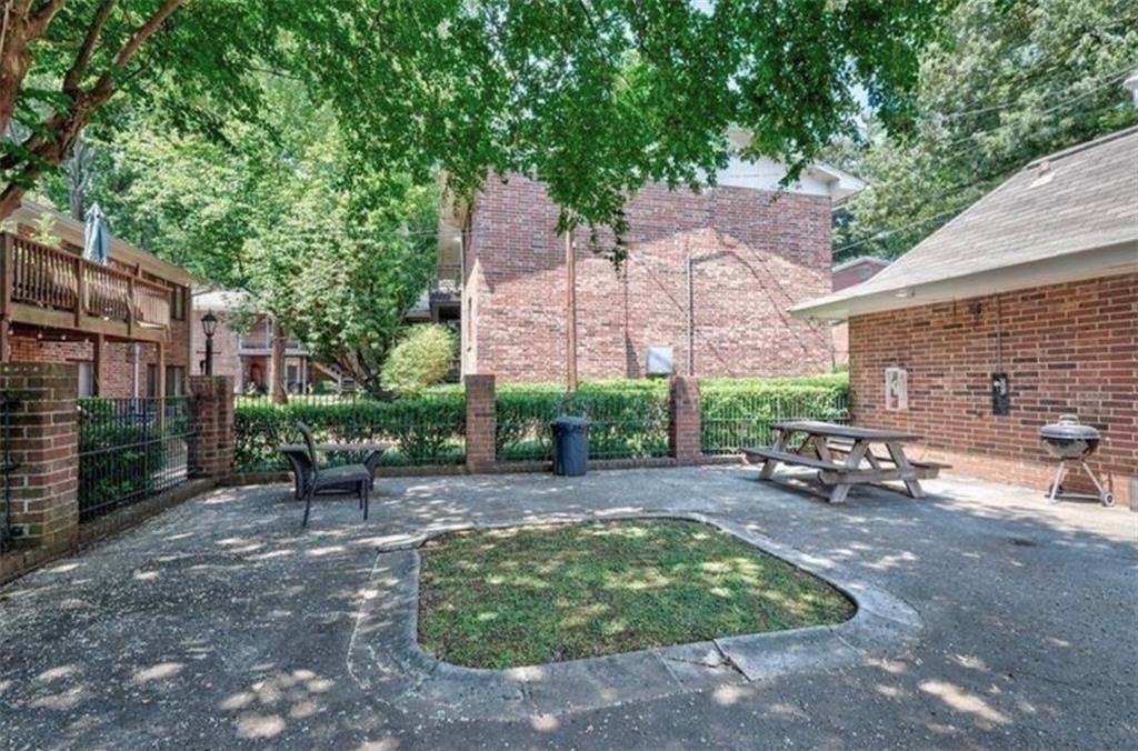 Roswell Rd, Atlanta, GA 30342 #1