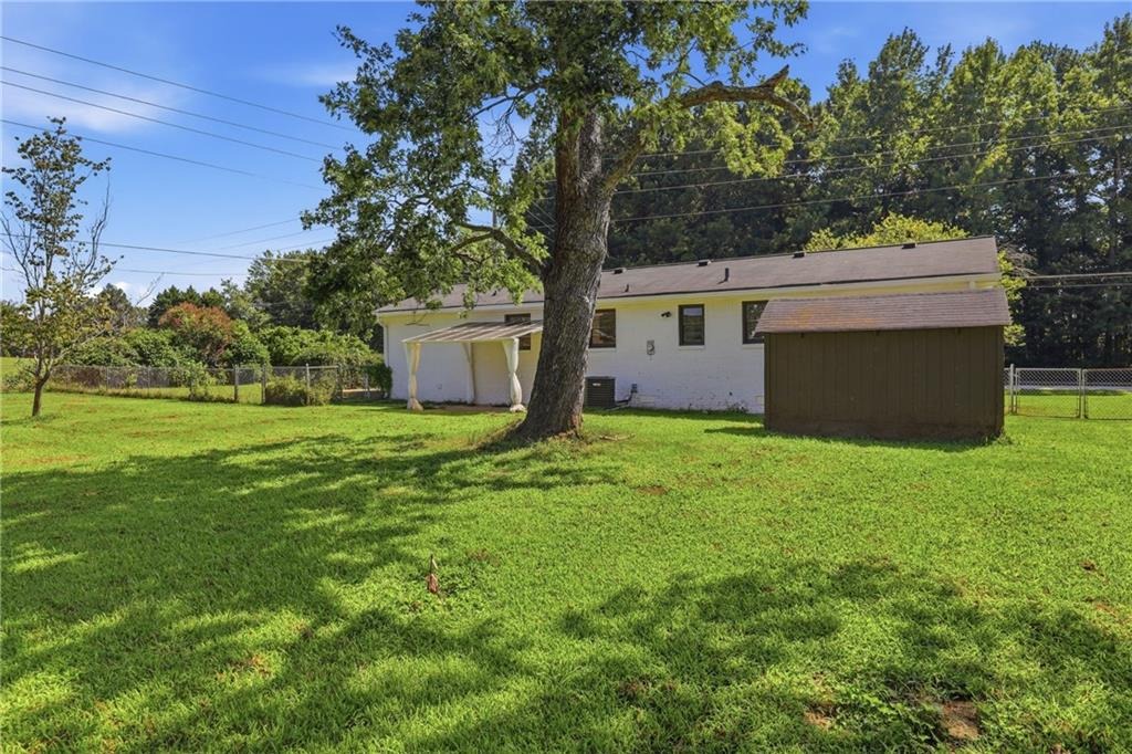 Hill Rd, Powder Springs, GA 30127