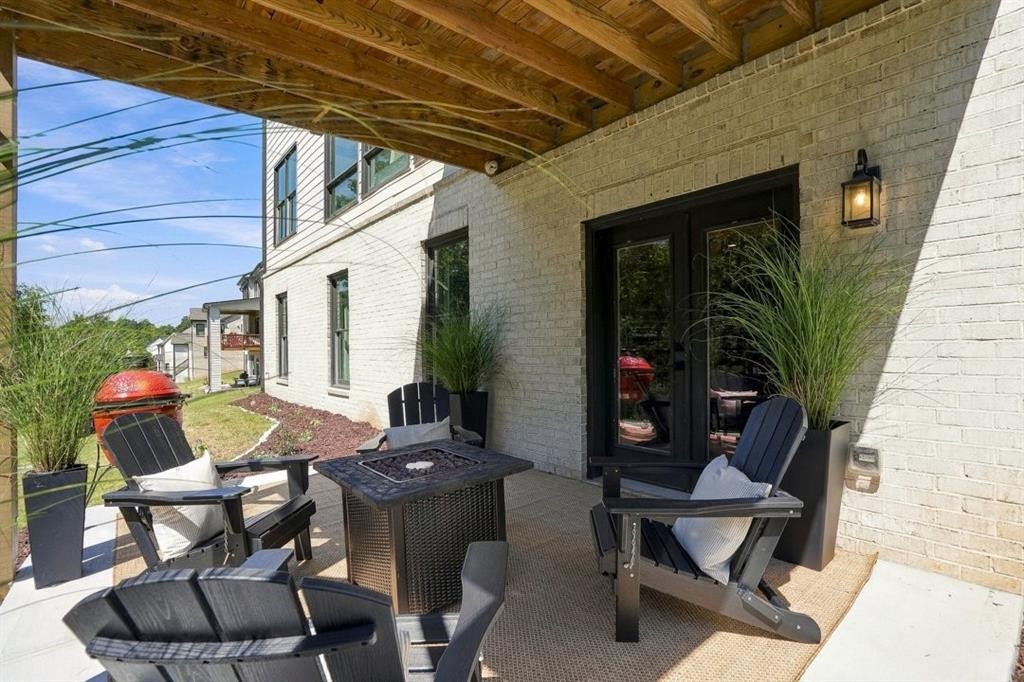 Bishops Ct, Roswell, GA 30075 #1