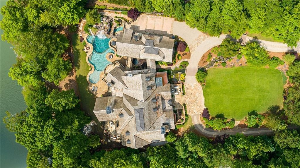 Blue Heron Way, Alpharetta, GA 30004