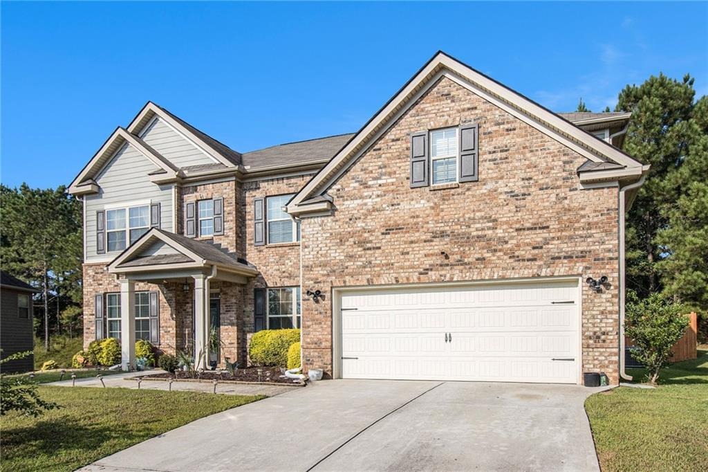Kestrel Cir, Covington, GA 30014
