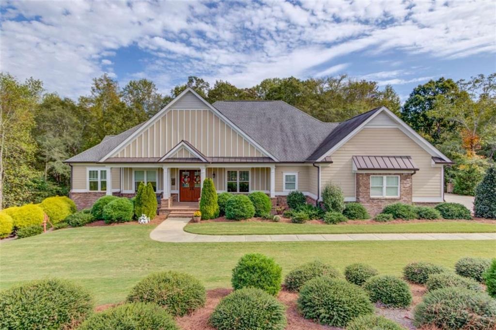 Skyland Dr, Hoschton, GA 30548