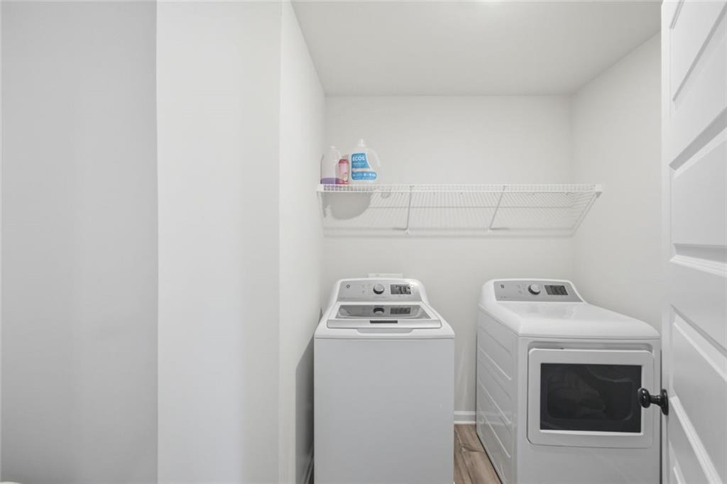 Westgate Park Dr, Loganville, GA 30052