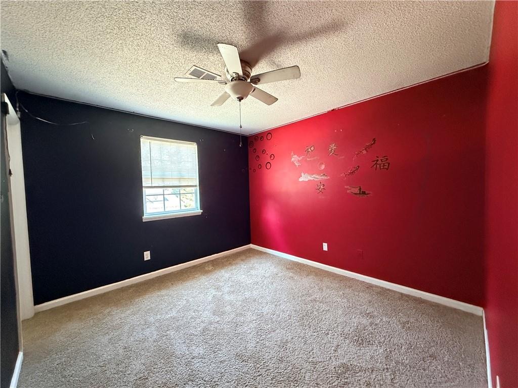 Chapman Cir, Stone Mountain, GA 30088