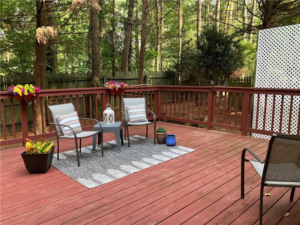 Northpoint Trce, Roswell, GA 30076
