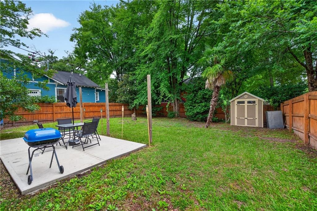 Burtz St, Atlanta, GA 30318