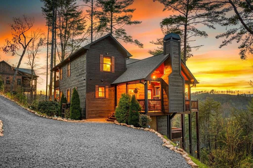 Oasis Dr, Blue Ridge, GA 30513