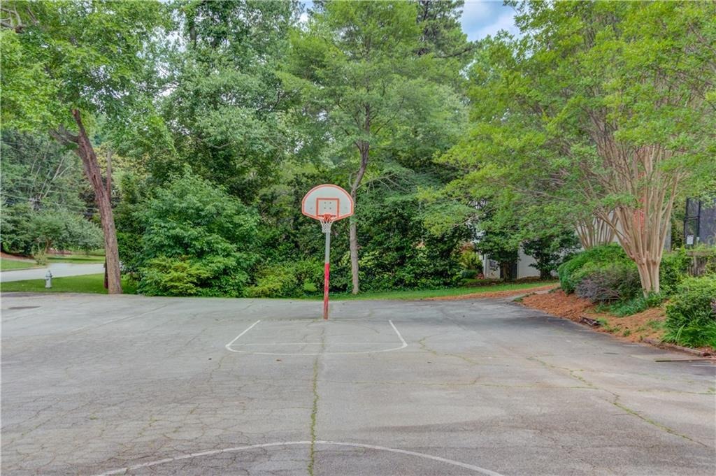Beth Ct, Lilburn, GA 30047