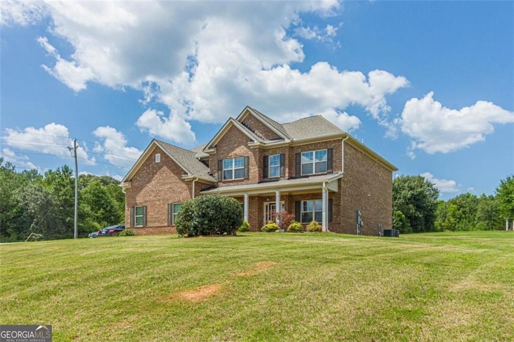 Barcelona Dr, Covington, GA 30016