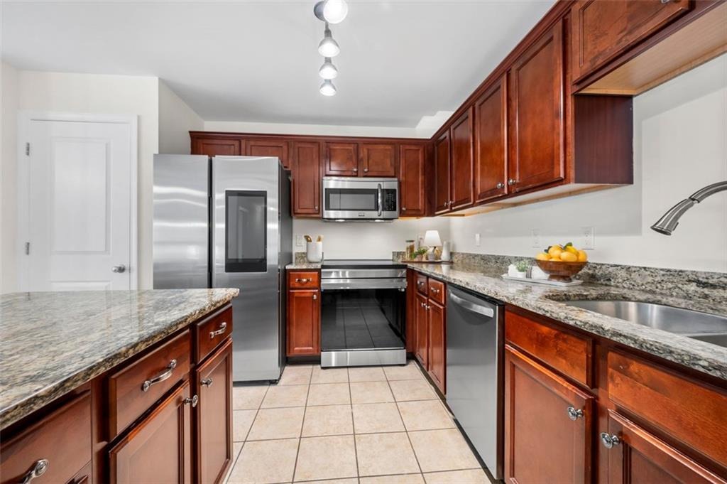 Madison Ln, Smyrna, GA 30080