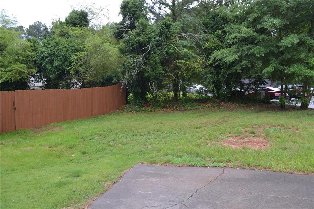 Hill Farm Dr, Woodstock, GA 30188