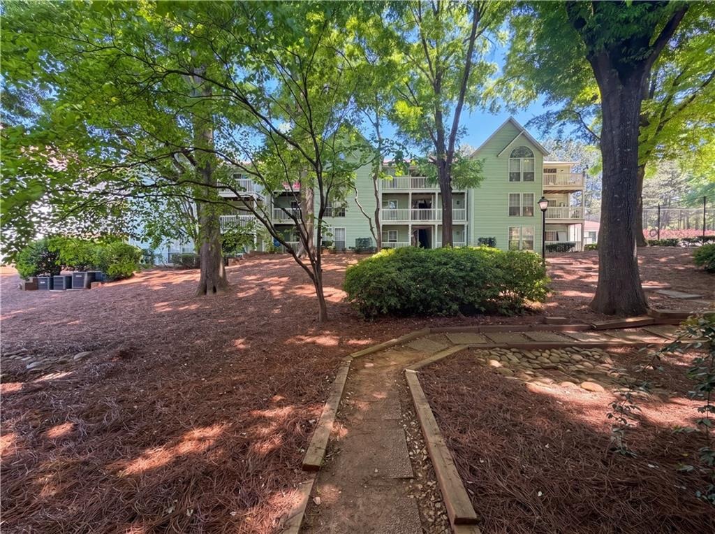 Cobblestone Trl, Avondale Estates, GA 30002