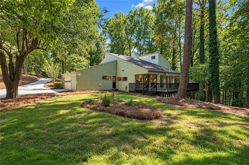 Mount Dr, Johns Creek, GA 30022