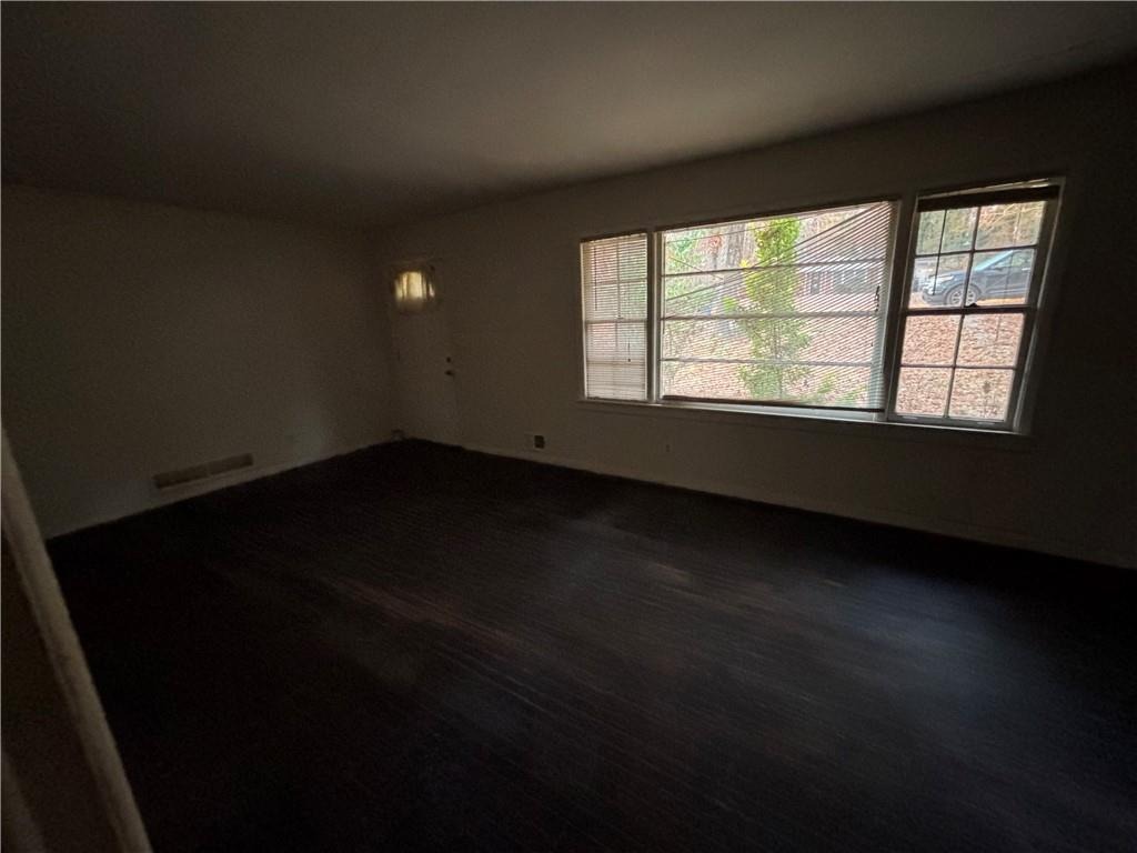 Alan Dr, Atlanta, GA 30331