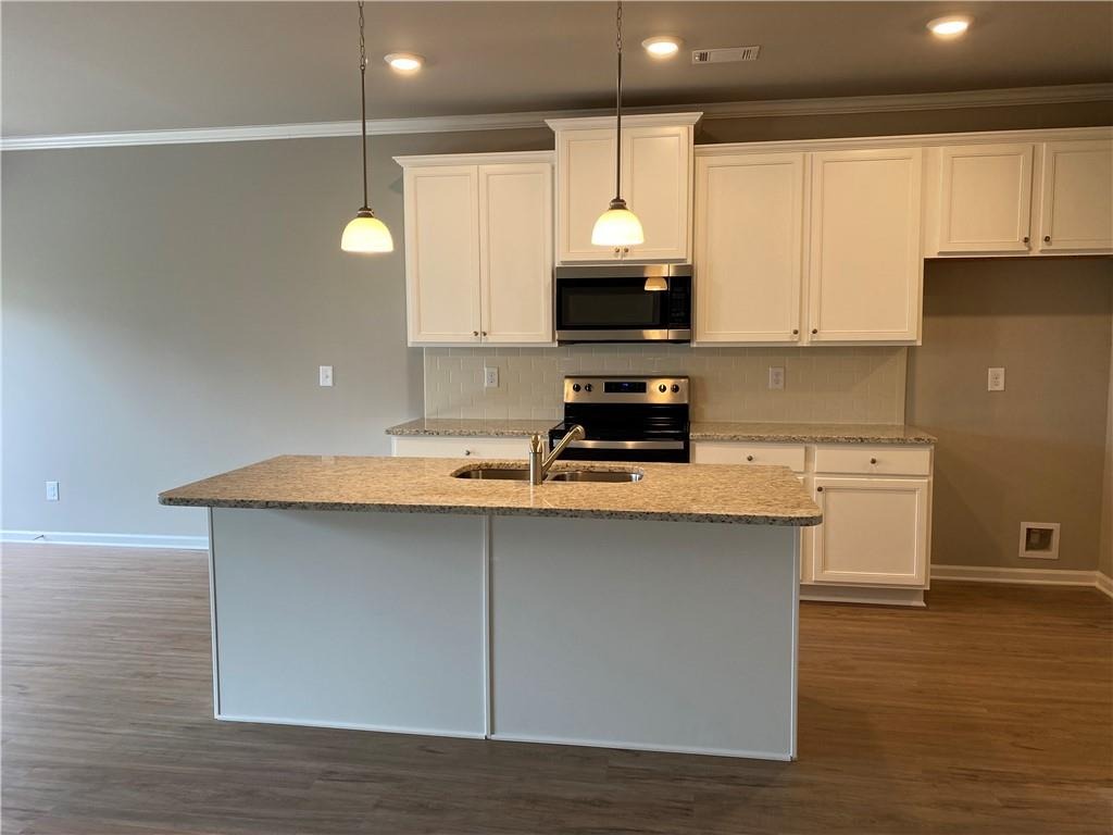 Fox Den Rd, Oakwood, GA 30566