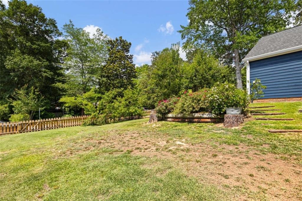 Arden Dr, Marietta, GA 30008