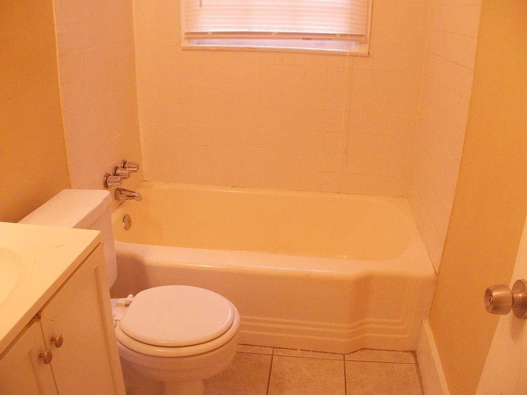Cape Coral Dr, Atlanta, GA 30310