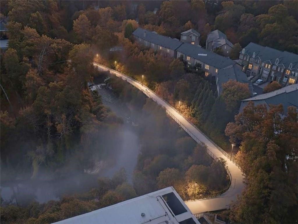 Rivers Edge Dr, Atlanta, GA 30324