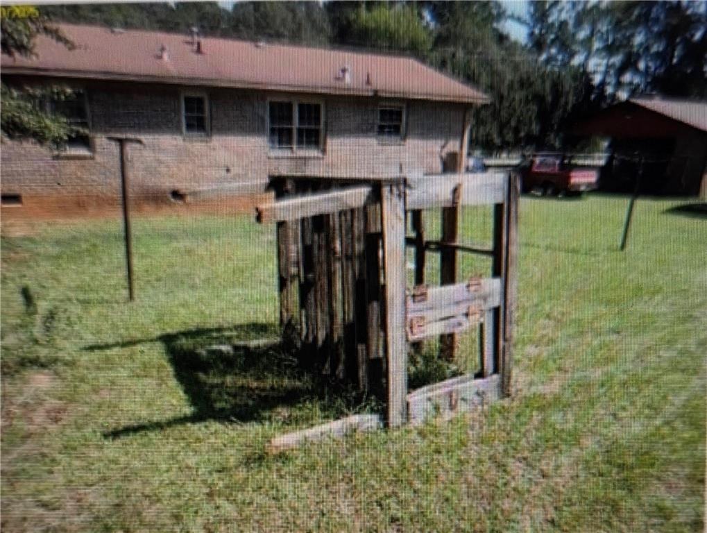 Fosters Mill Rd, Cave Spring, GA 30124