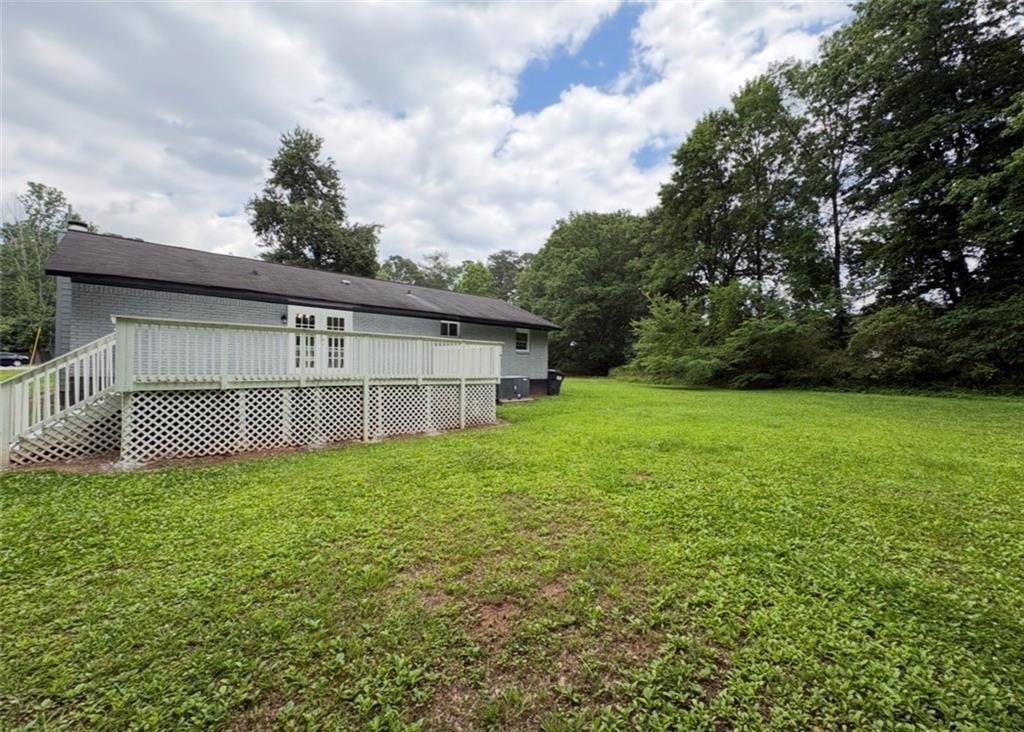 Queen Helen Ln, Jonesboro, GA 30236