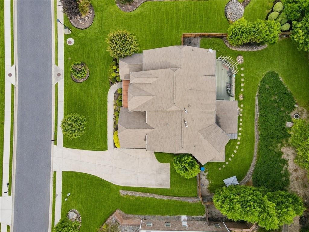 Caledonia Dr, Lawrenceville, GA 30045