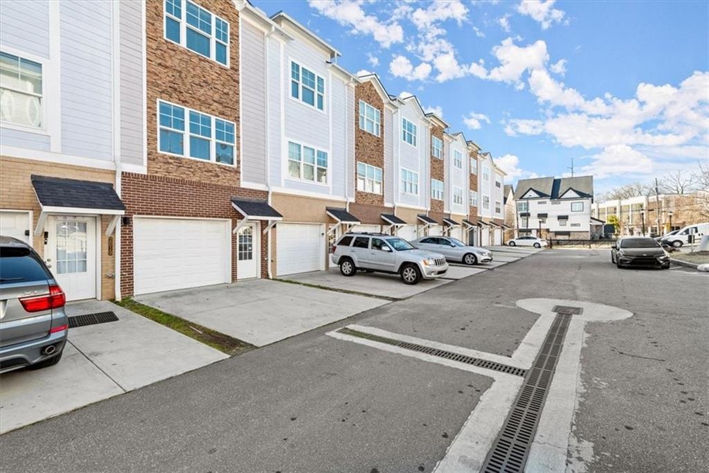 Ocean Dr, Atlanta, GA 30318