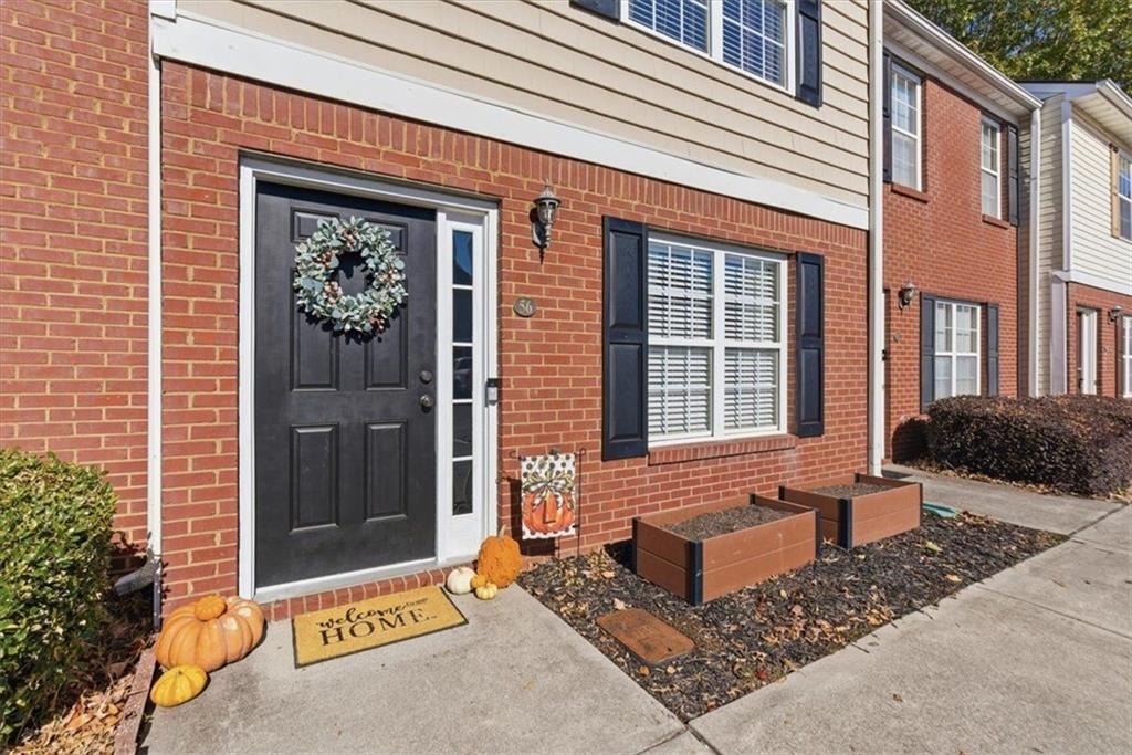 Princeton Glen Ct, Adairsville, GA 30103