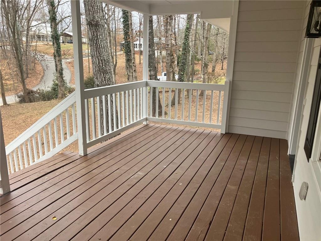 Lynn Dr, Gainesville, GA 30506