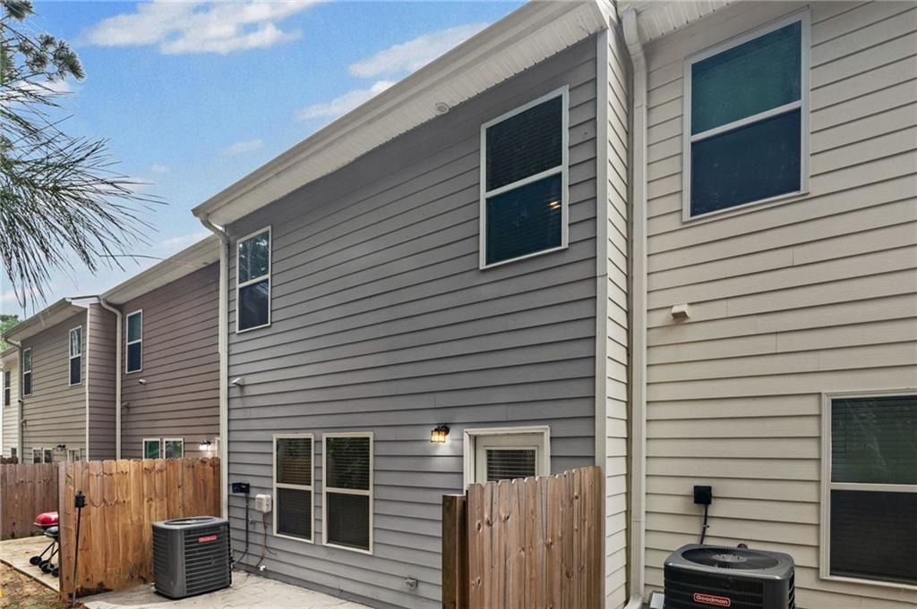Sable Elm Ct, Atlanta, GA 30349