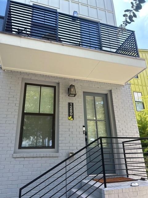 Longreen Ter, Atlanta, GA 30318