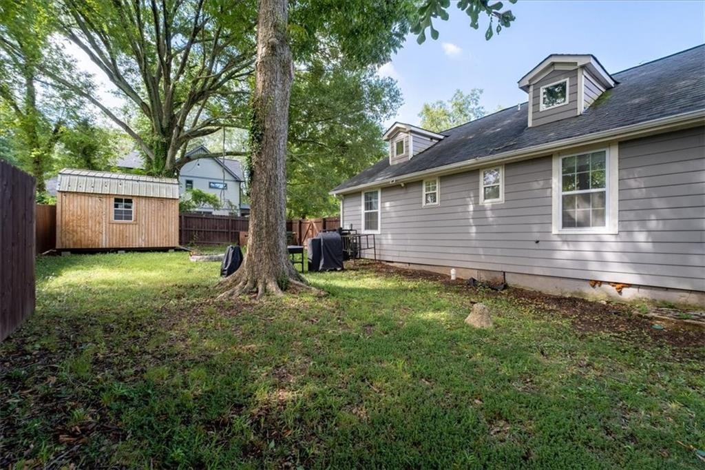 Oakland Ln, Atlanta, GA 30310