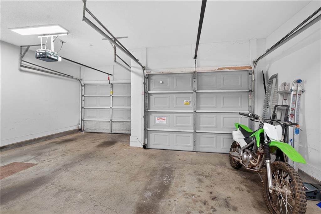 Vinings Forest Cir, Smyrna, GA 30080