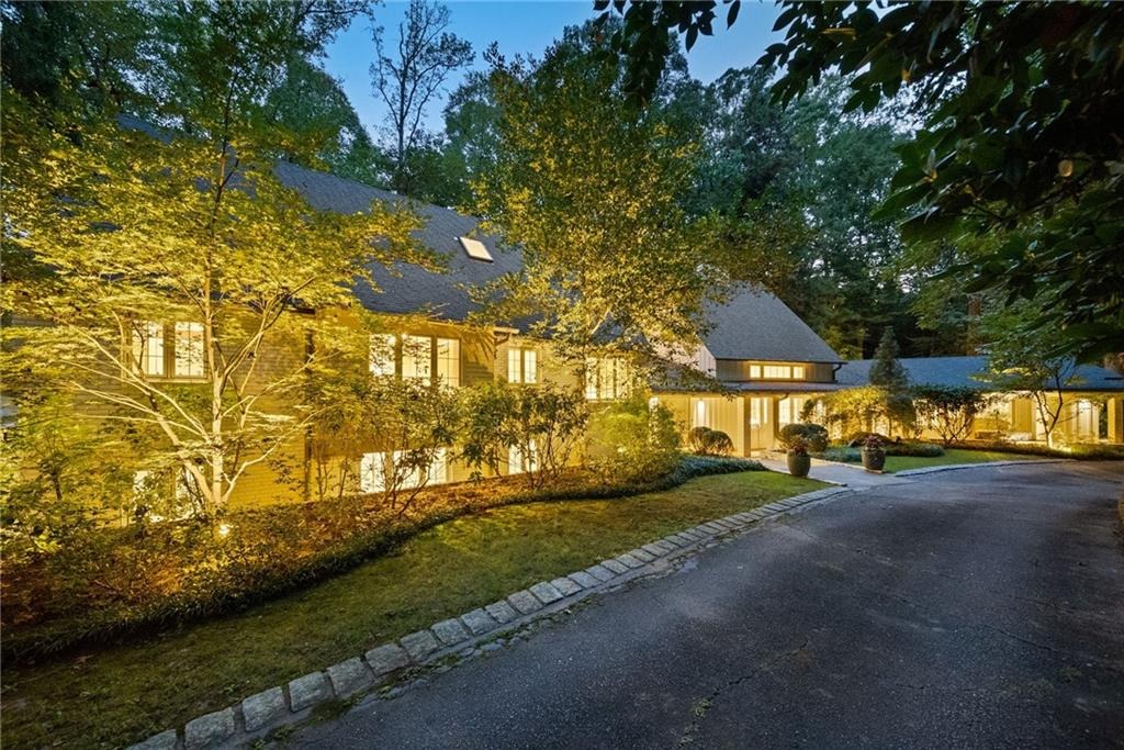 Conway Dr, Atlanta, GA 30327 #1
