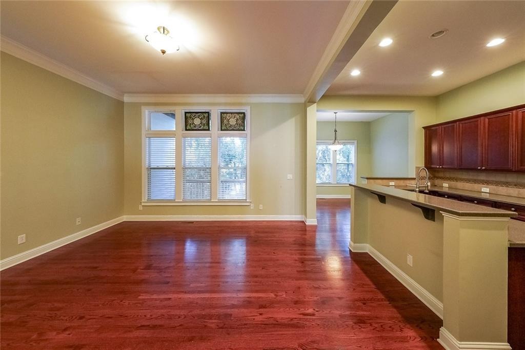 Woodwalk Dr, Atlanta, GA 30339