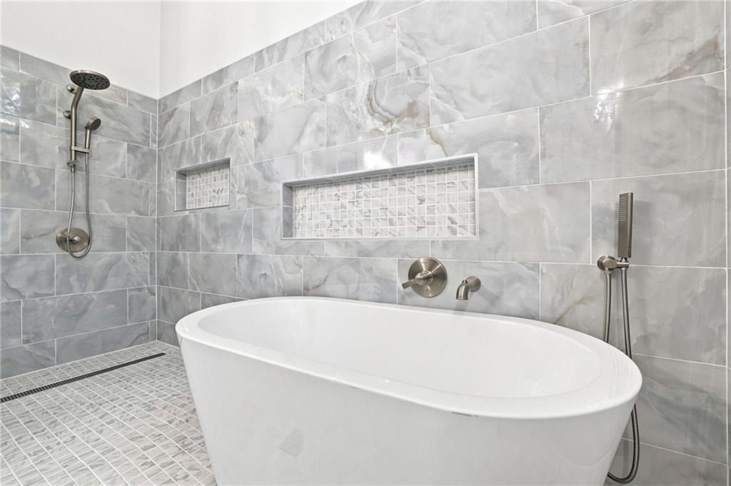 Oakwood Way, Smyrna, GA 30080