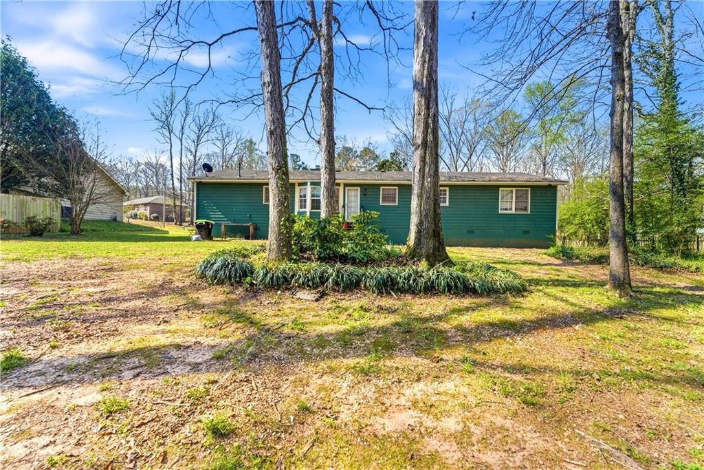 406 Hidden Valley Ct SE  
