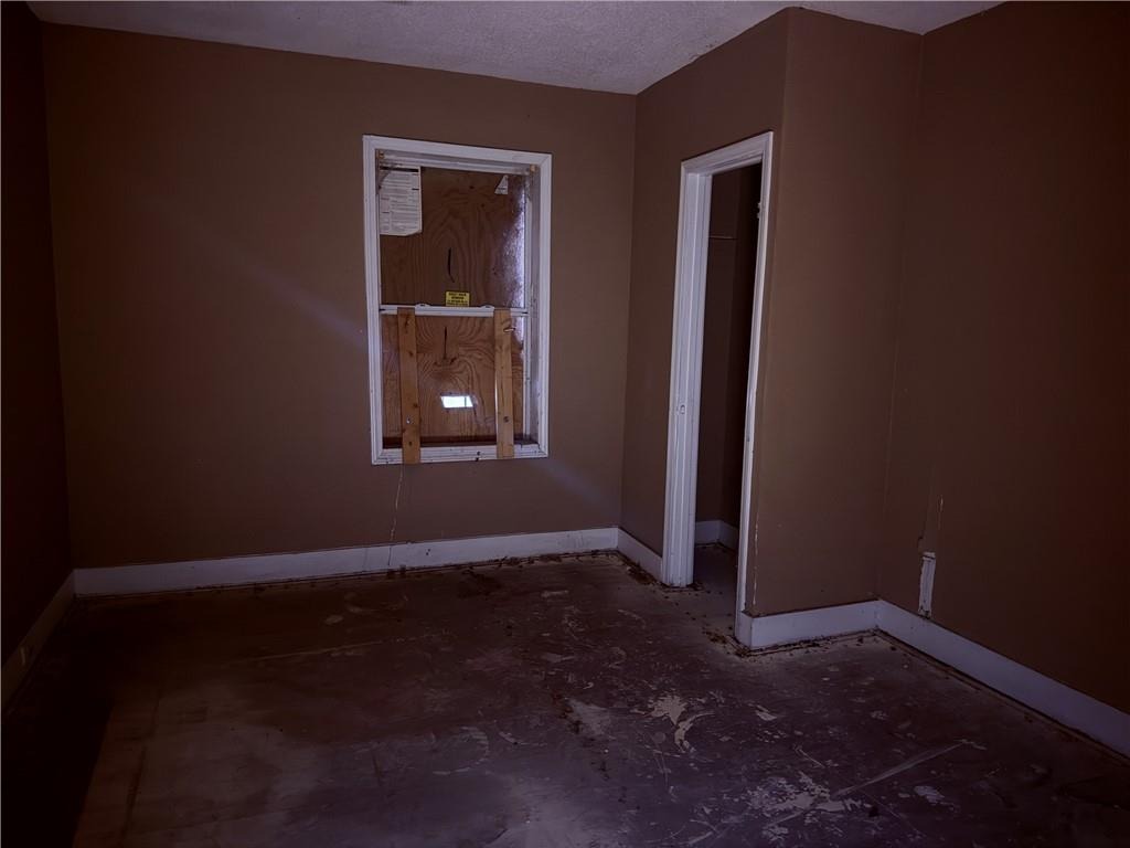 Coffee Bluff Villa St, Atlanta, GA 30310