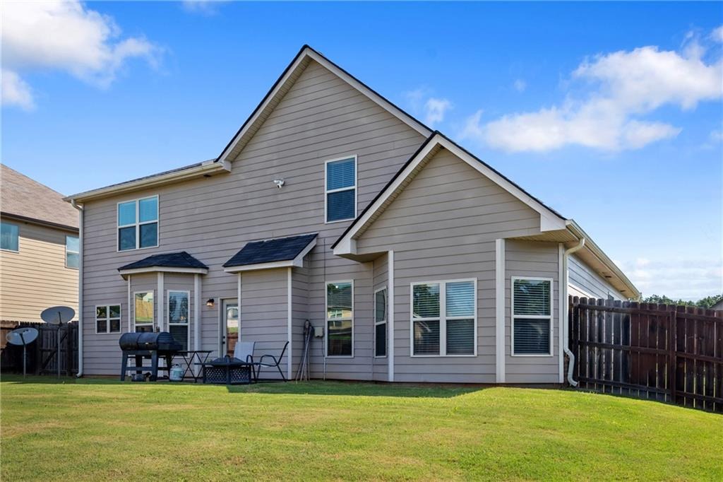 Dresden Dr, Rex, GA 30273