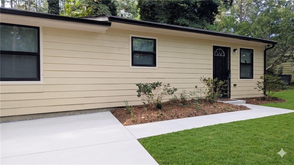 Pebble Dr, Atlanta, GA 30344