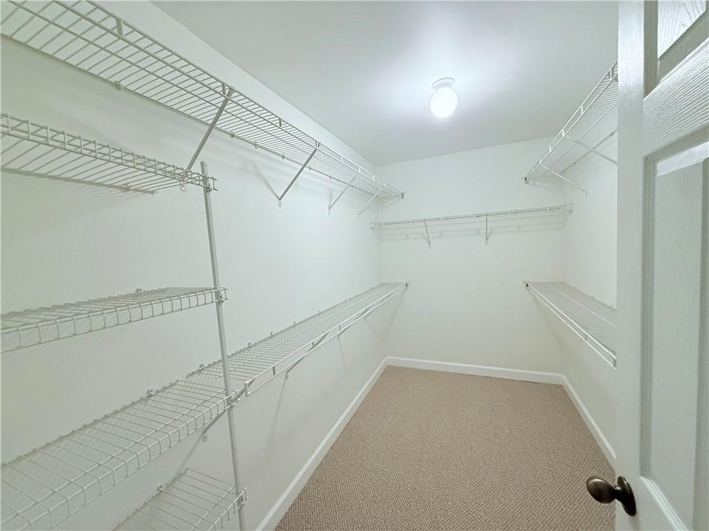 Yancey Ln, Brookhaven, GA 30319