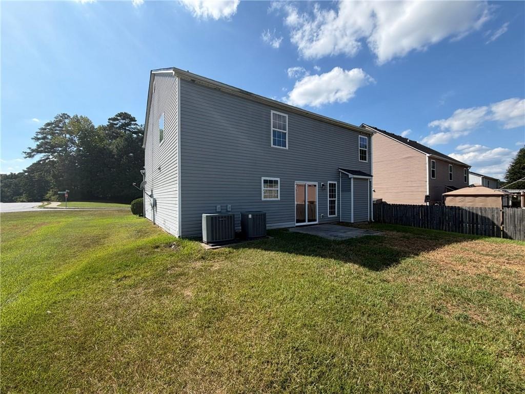 Walton Hl, Fairburn, GA 30213