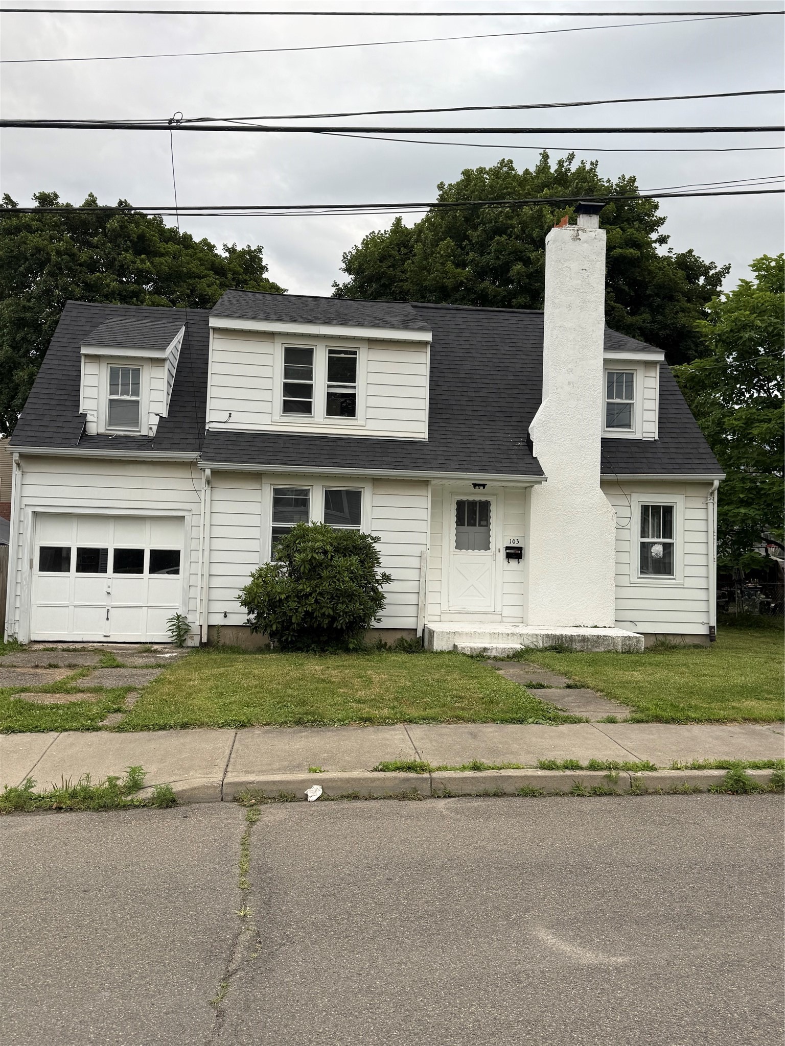 Badger Ave, Endicott, NY 13760