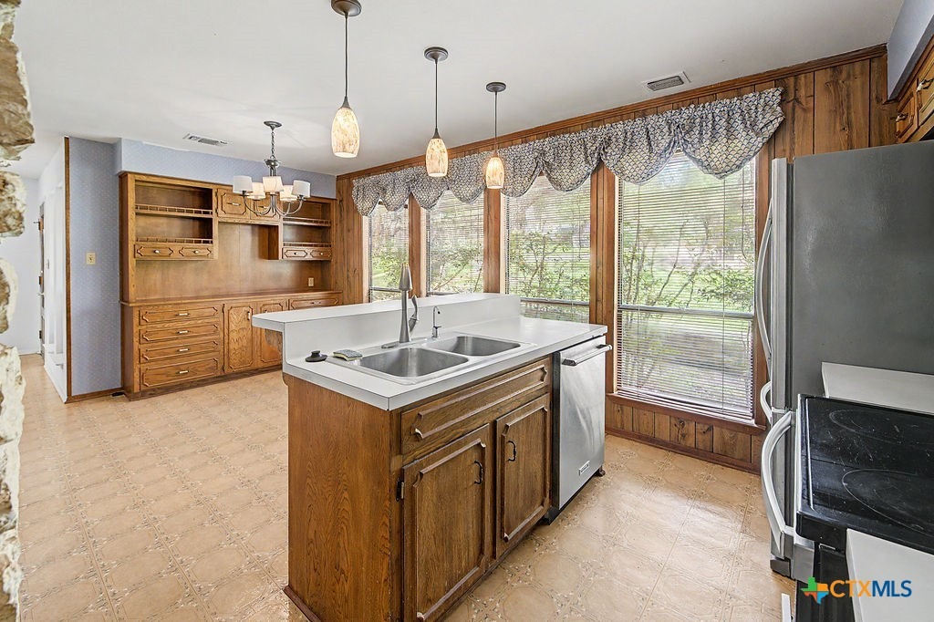 Shady Grove Ln, Wimberley, TX 78676