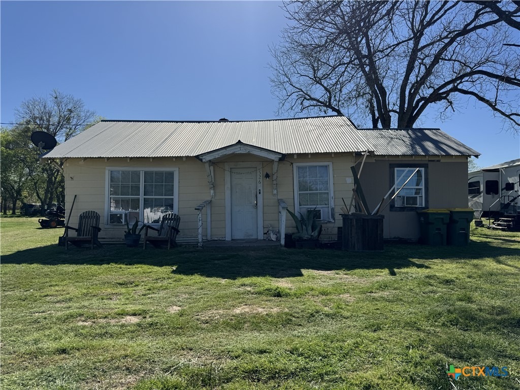 Henderson Blvd, Groesbeck, TX 76642