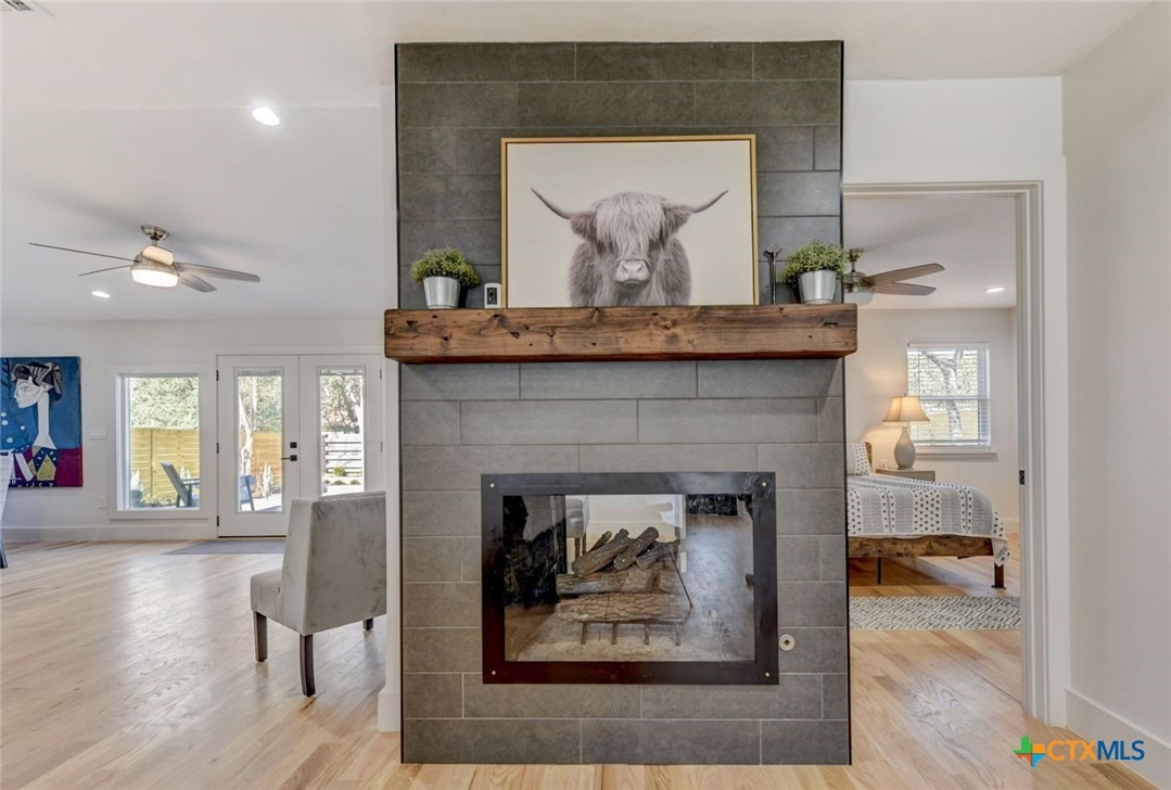 Whispering Oaks Dr, Austin, TX 78745