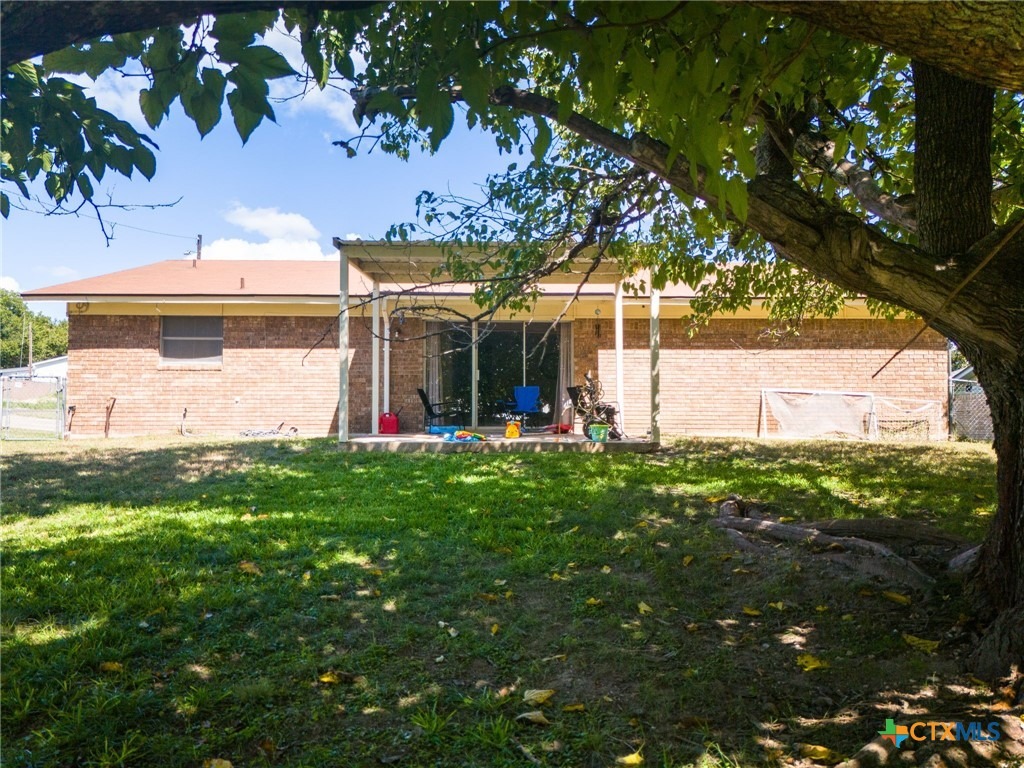 Willis St, Lampasas, TX 76550 #1