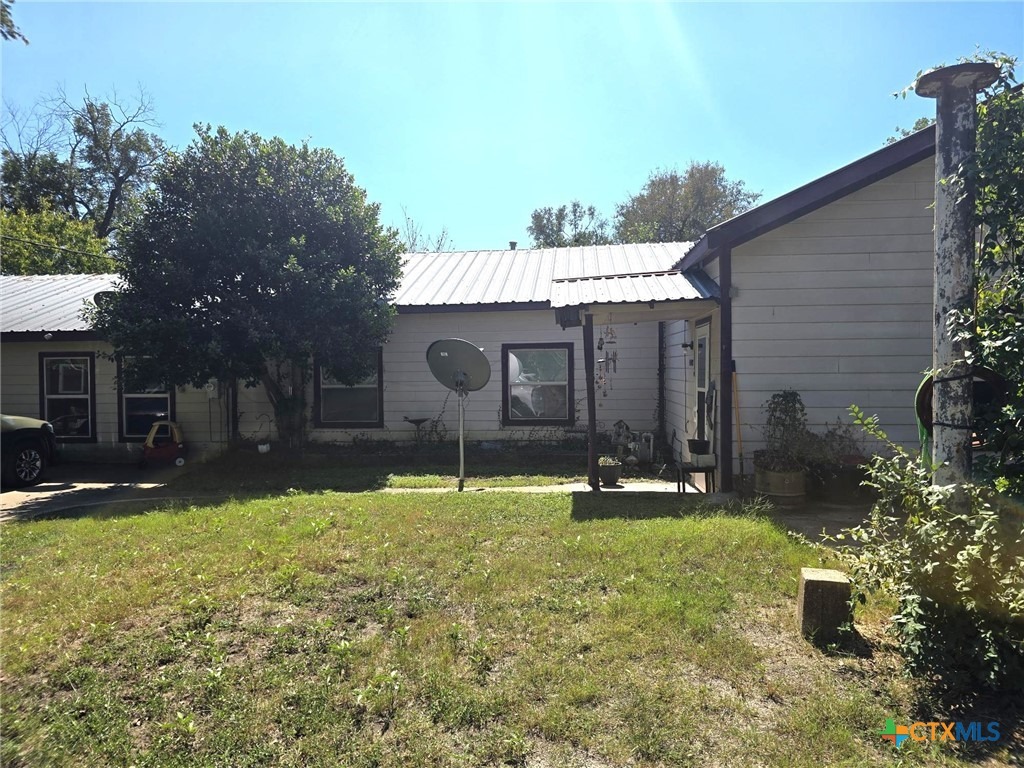Leon St, Gatesville, TX 76528 #1